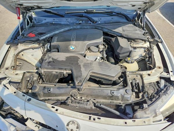 2015 BMW 320 — Engine bay