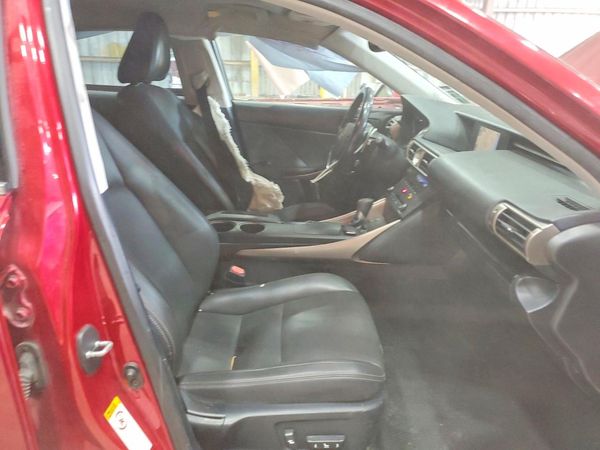 2015 LEXUS IS — DENT