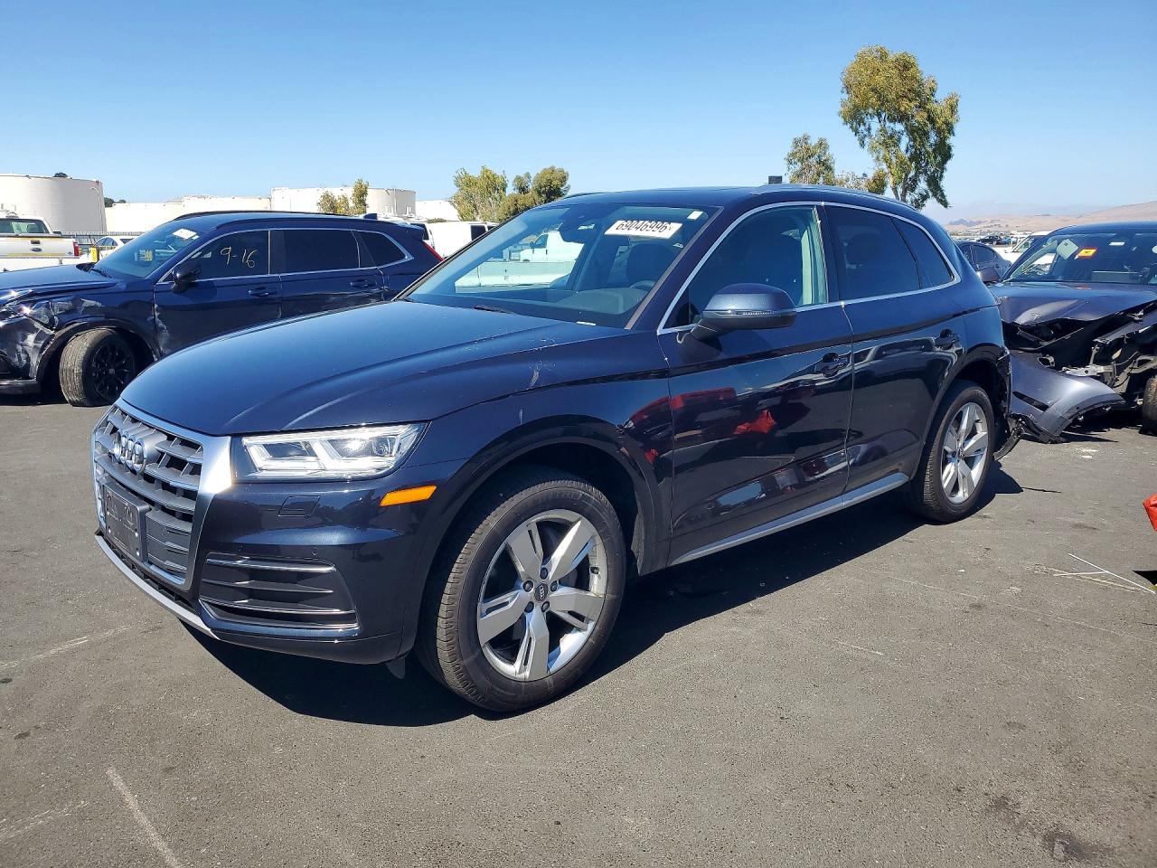 2018 AUDI Q5 quattro Premium Plus