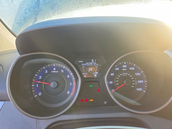 2013 HYUNDAI ELANTRA — ODOM