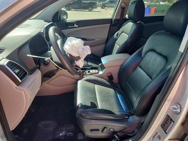 2019 HYUNDAI TUCSON — DENT