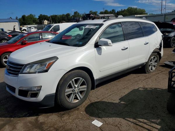 2017 CHEVROLET TRAVERSE — DSFA — Front 3/4