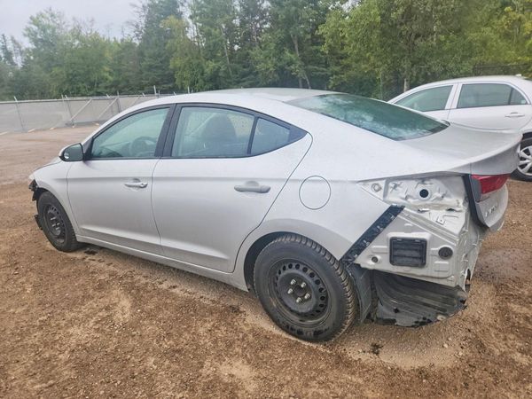 2017 HYUNDAI ELANTRA SE Base — DSRA