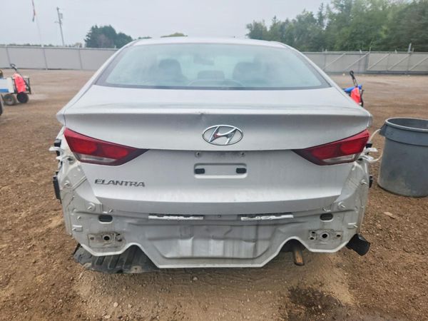 2017 HYUNDAI ELANTRA SE Base — DIRR
