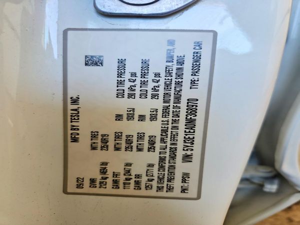 2022 TESLA MODEL 3 — VINS
