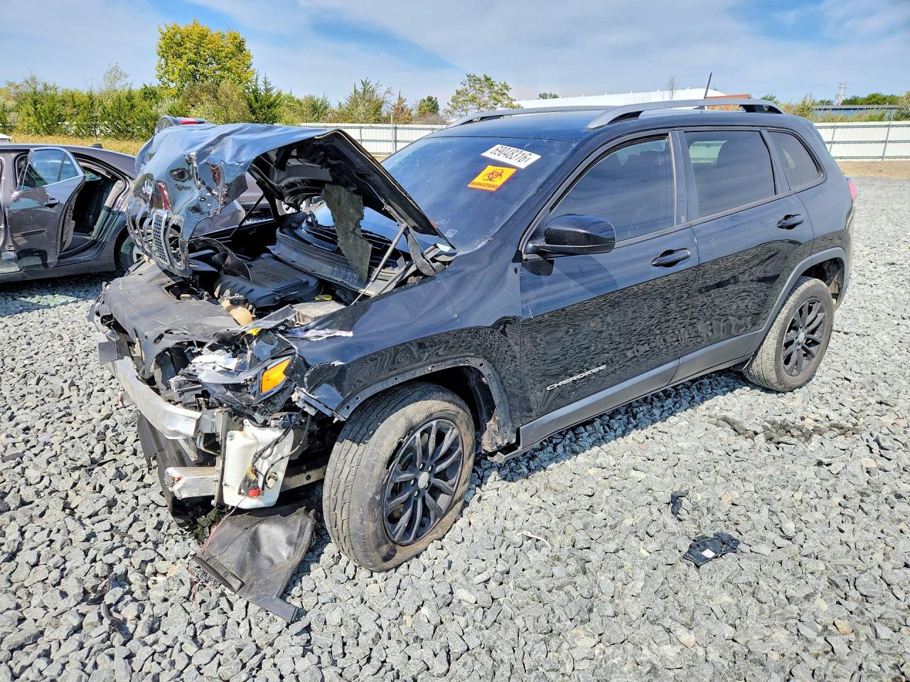 2020 JEEP CHEROKEE — Front 3/4