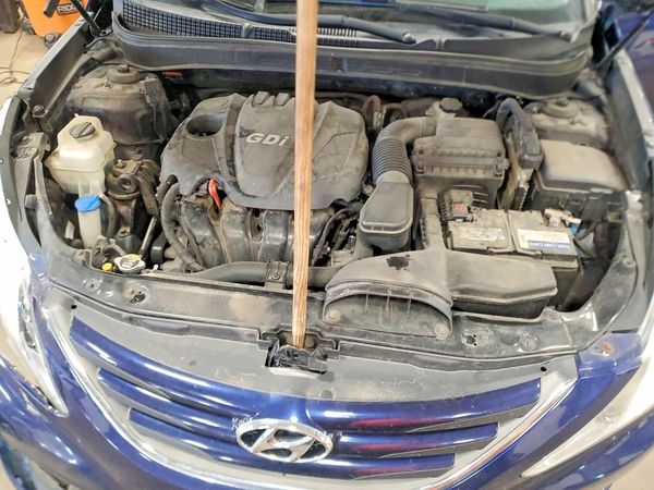 2014 HYUNDAI SONATA — Engine bay
