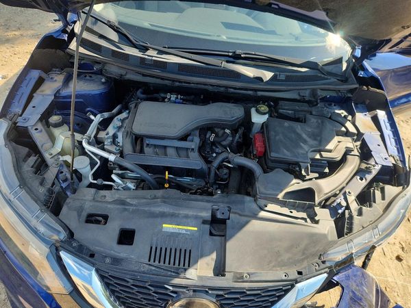 2021 NISSAN ROGUE SPORT — Engine bay