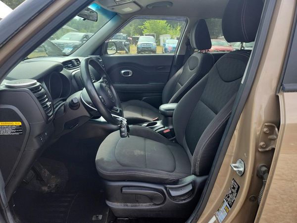 2015 KIA SOUL GL(Middle-low grade) — DENT