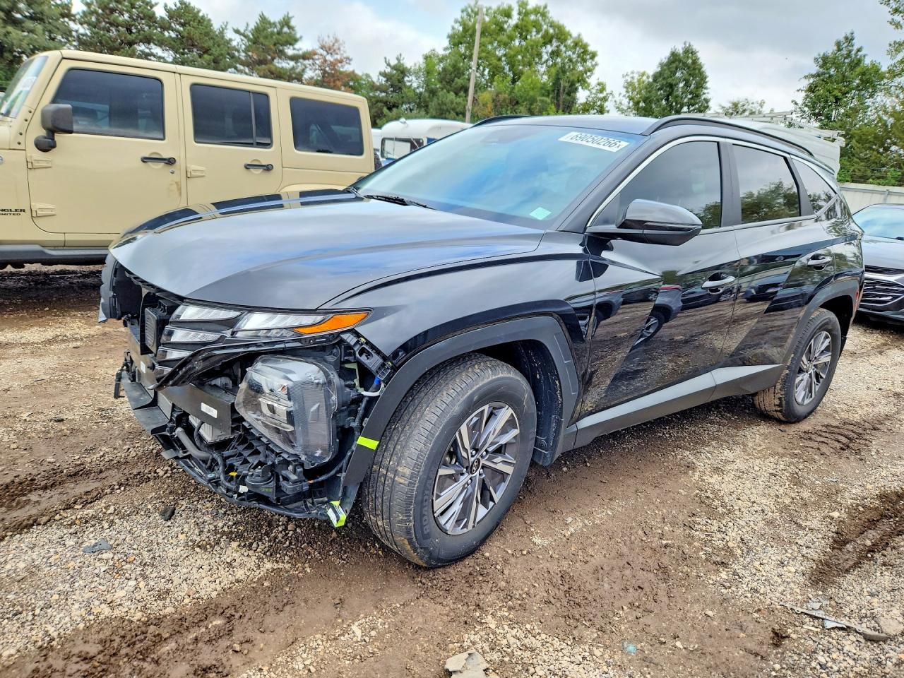 2022 HYUNDAI TUCSON Blue — Front 3/4
