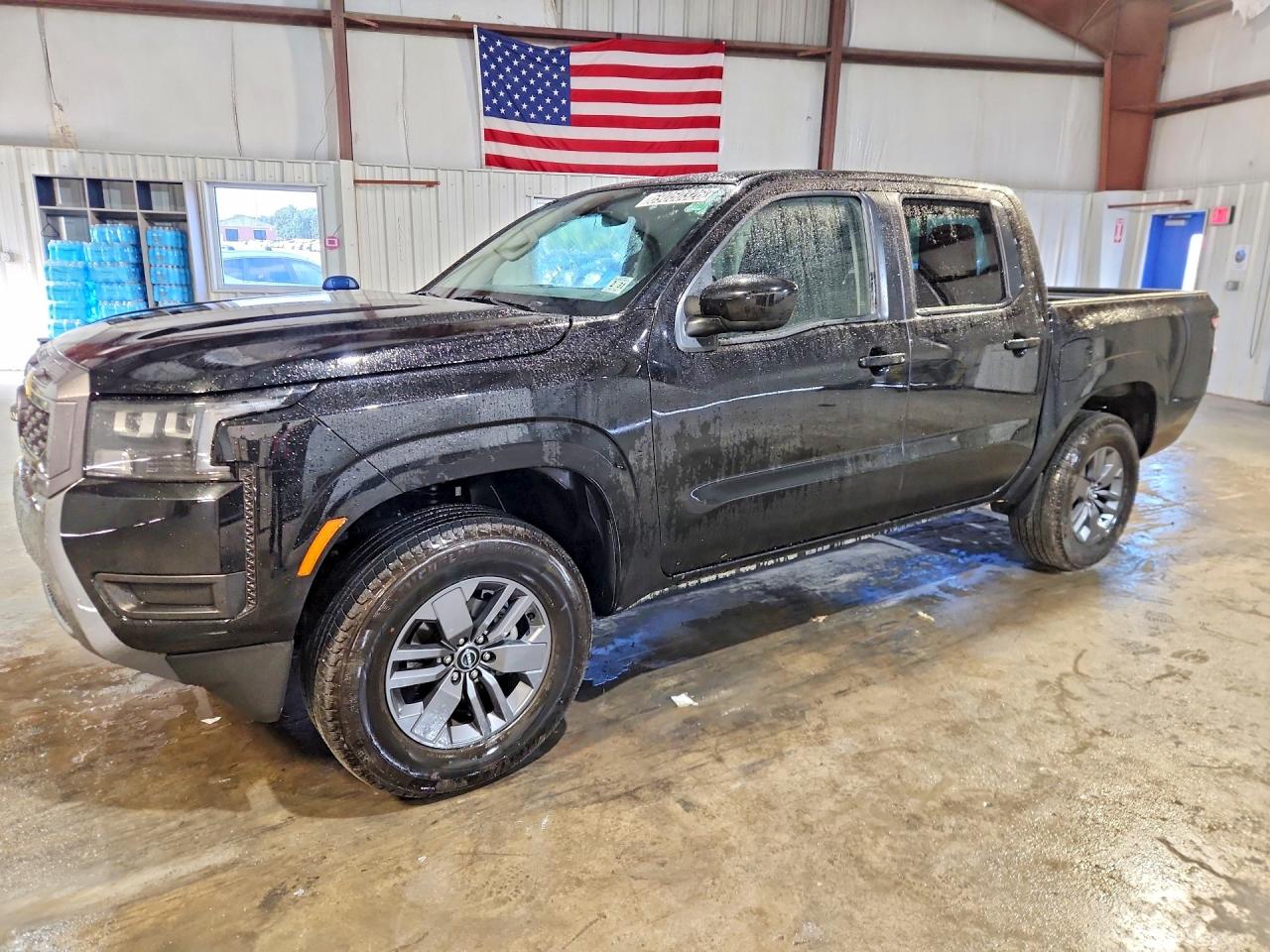 2026 NISSAN FRONTIER — Front 3/4