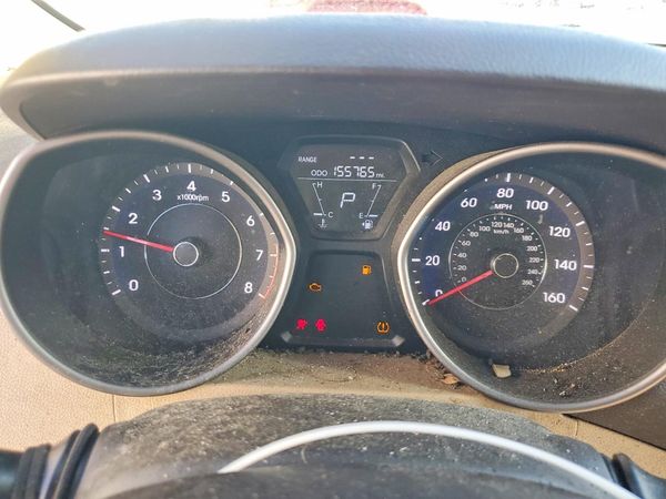 2013 HYUNDAI ELANTRA
