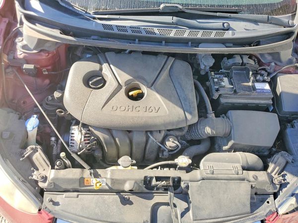 2013 HYUNDAI ELANTRA