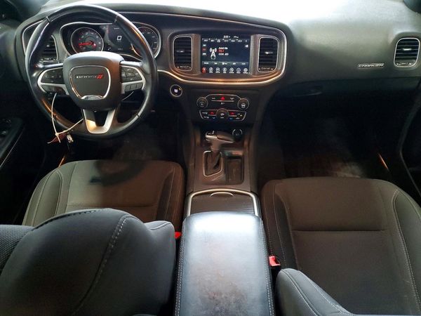 2017 DODGE CHARGER SXT