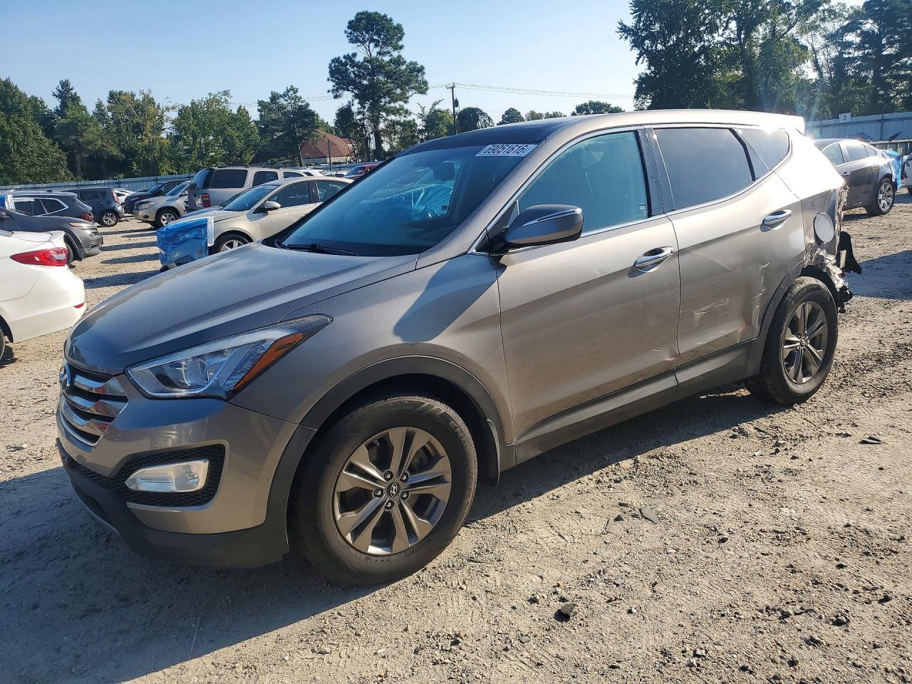 2014 HYUNDAI SANTA FE GLS — Front 3/4