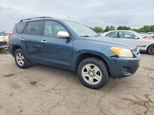2012 TOYOTA RAV4 Standard — Passenger 3/4