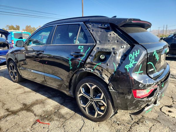 2023 KIA NIRO EX
