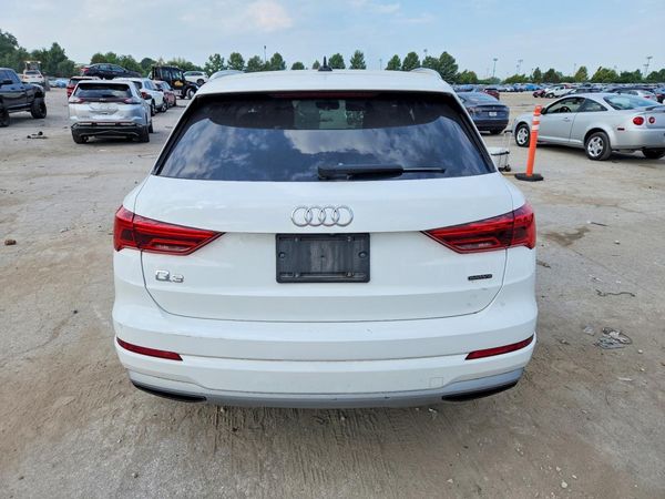 2019 AUDI Q3 — DIRR