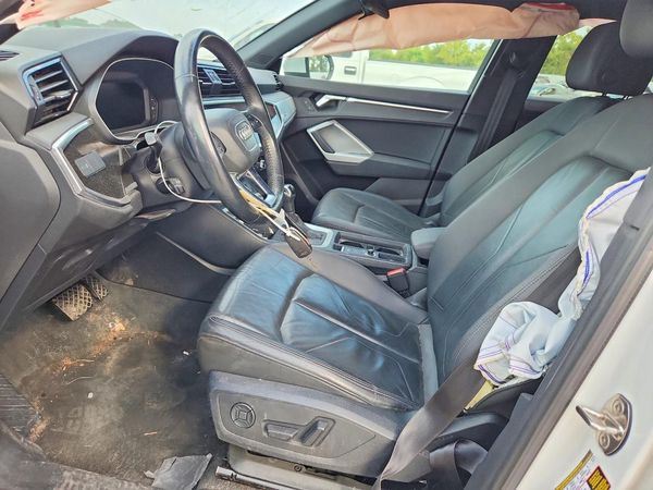 2019 AUDI Q3 — DENT