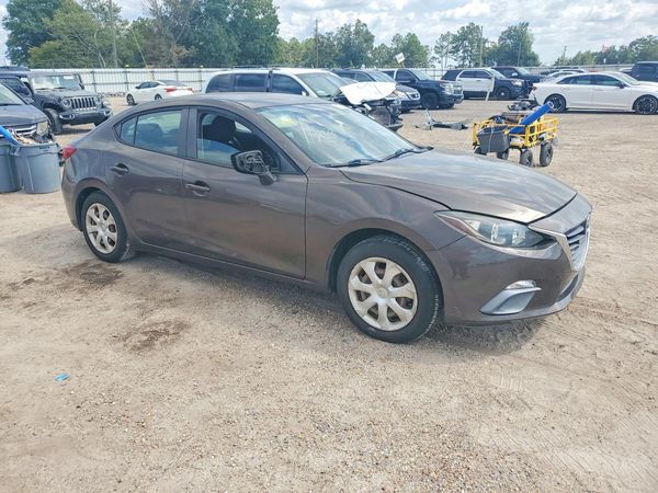 2016 MAZDA 3 — Passenger 3/4