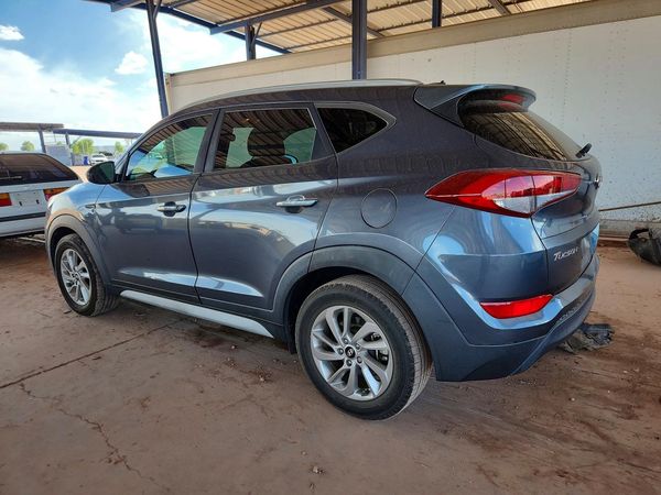 2017 HYUNDAI TUCSON