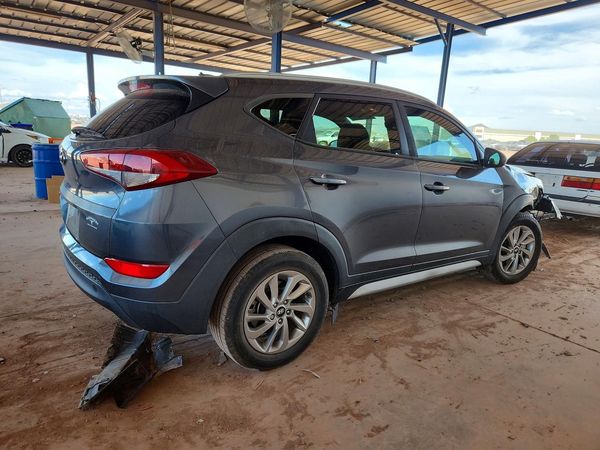 2017 HYUNDAI TUCSON