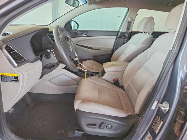 2017 HYUNDAI TUCSON