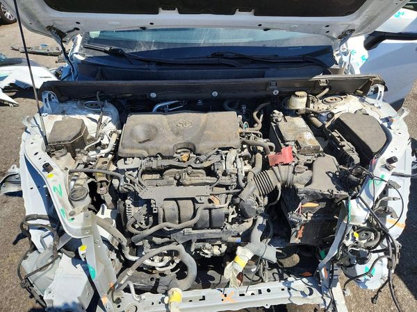 2020 TOYOTA RAV4 — Engine bay