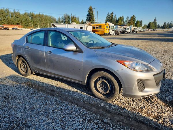 2013 MAZDA 3 — Passenger 3/4