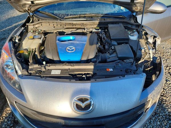 2013 MAZDA 3 — Engine bay