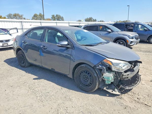 2014 TOYOTA COROLLA L/LE — Passenger 3/4