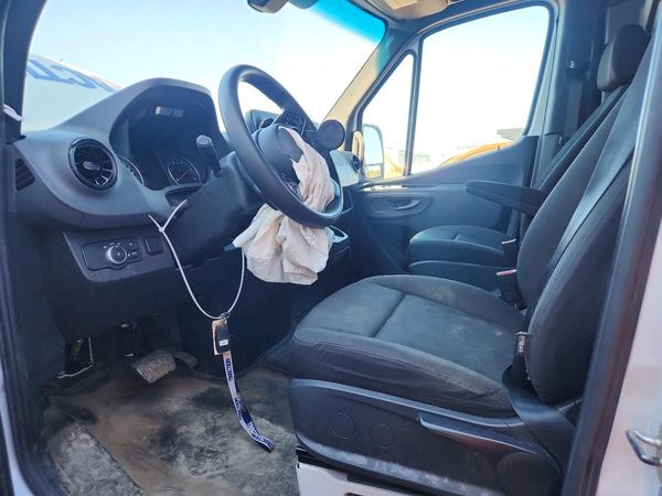 2024 MERCEDES-BENZ SPRINTER 907 (VS30) — DENT