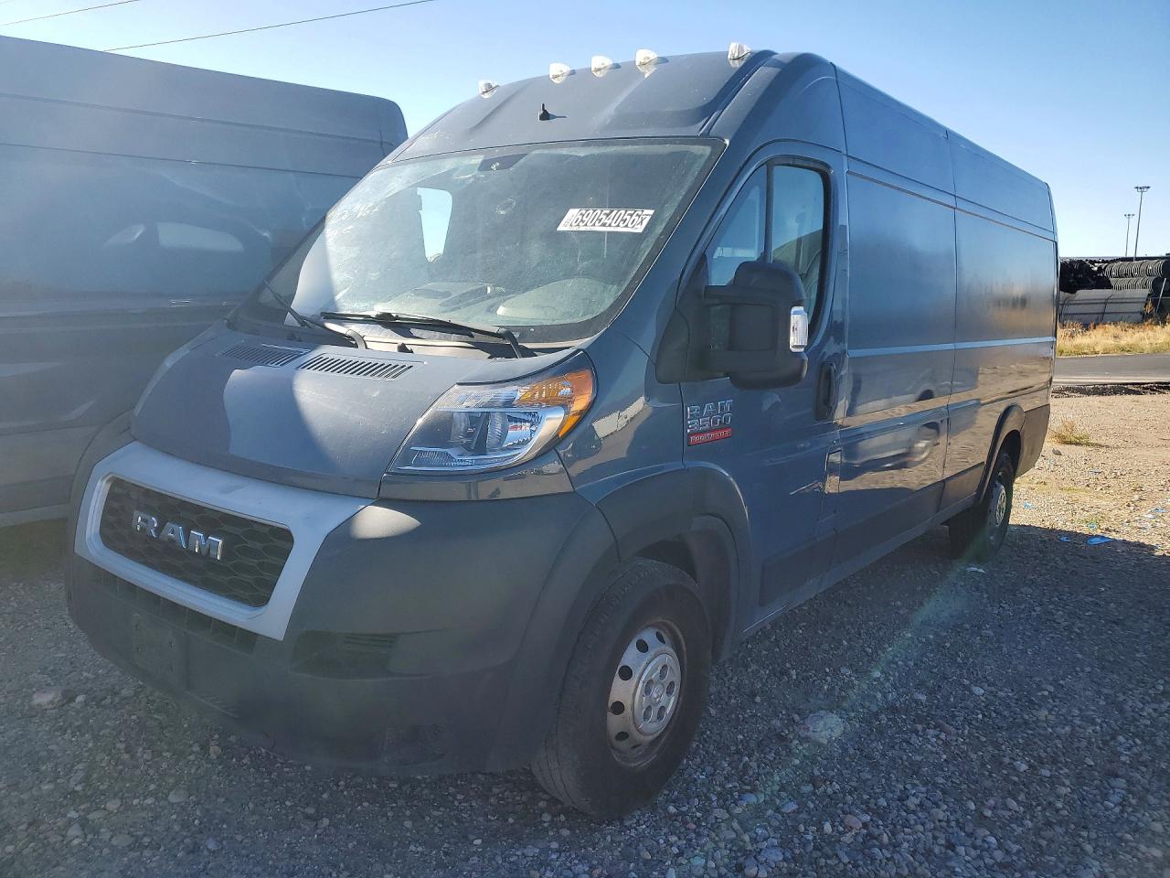 2020 RAM PROMASTER 3500 VF — Front 3/4