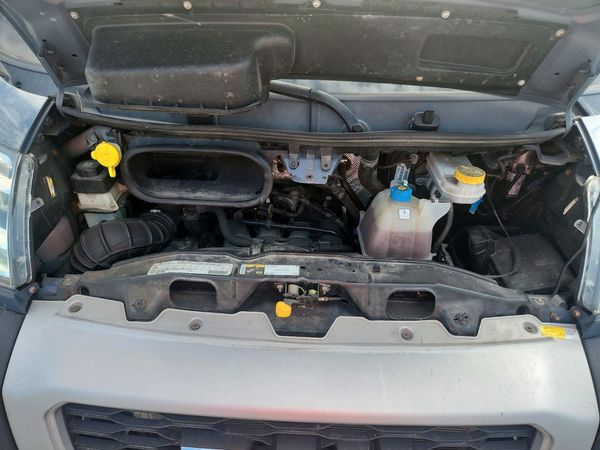 2020 RAM PROMASTER 3500 VF — Engine bay