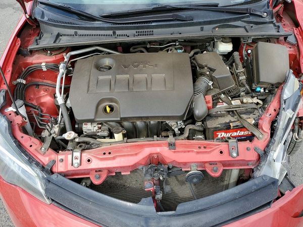 2019 TOYOTA COROLLA — Engine bay