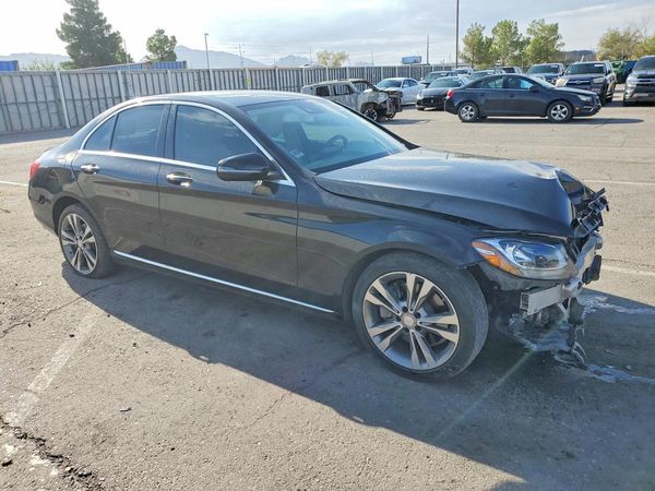 2016 MERCEDES-BENZ C — Passenger 3/4
