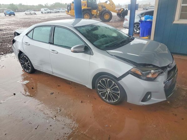 2015 TOYOTA COROLLA — Passenger 3/4