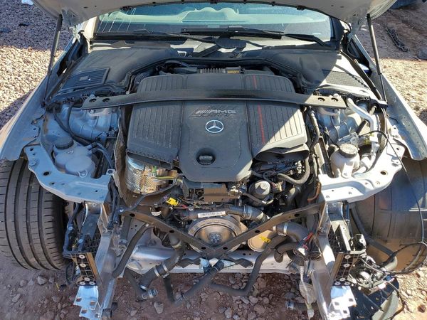 2026 MERCEDES-BENZ CLE — Engine bay