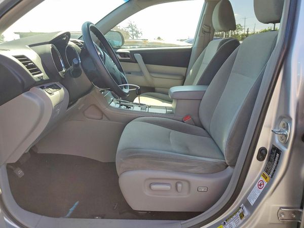 2013 TOYOTA HIGHLANDER Base/Hybrid — DENT