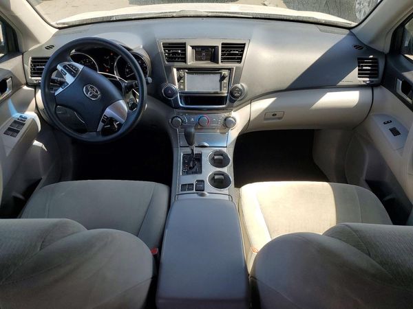 2013 TOYOTA HIGHLANDER Base/Hybrid — CKPT