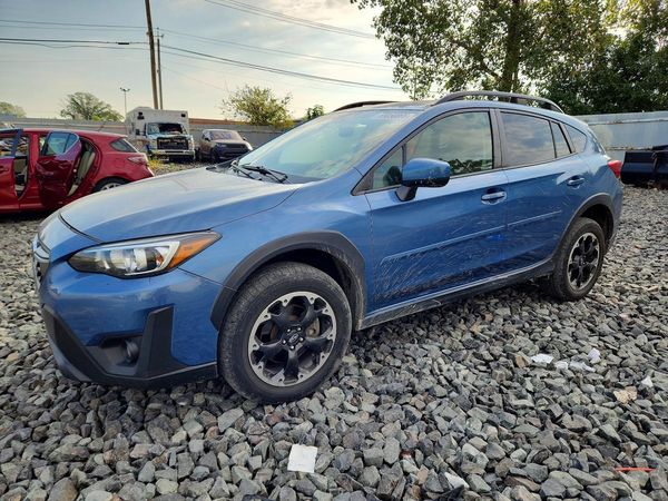 2021 SUBARU CROSSTREK — Front 3/4