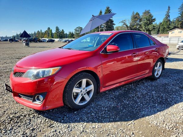 2013 TOYOTA CAMRY