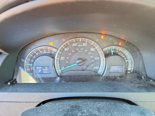 2013 TOYOTA CAMRY