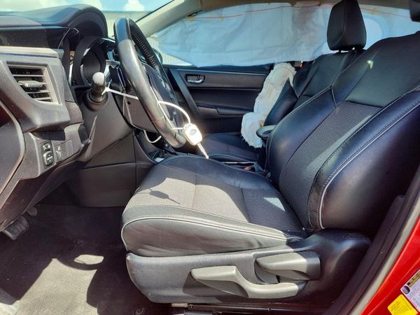 2014 TOYOTA COROLLA — DENT