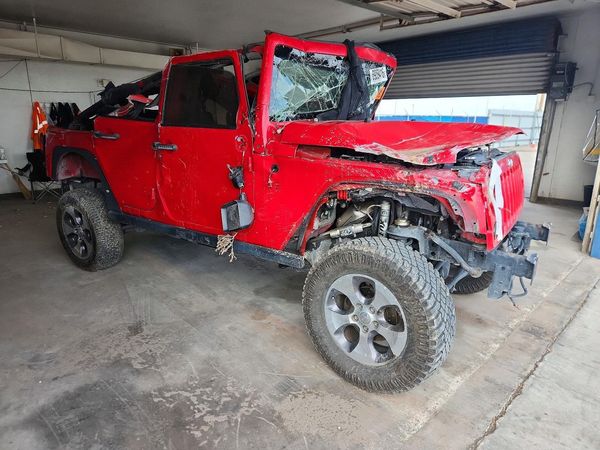 2015 JEEP WRANGLER UNLIMITED — Passenger 3/4