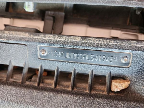 2015 JEEP WRANGLER UNLIMITED — VINP