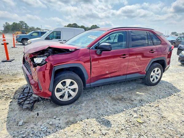 2021 TOYOTA RAV4 — Front 3/4