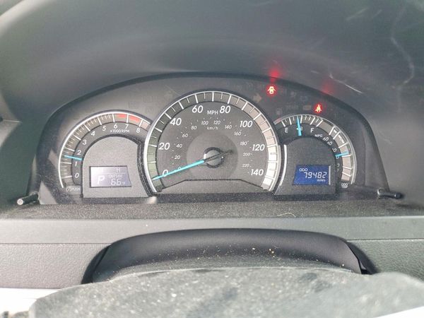 2012 TOYOTA CAMRY