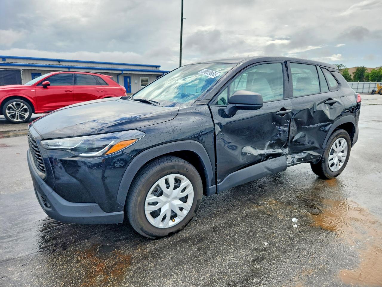 2024 TOYOTA COROLLA CROSS L — Front 3/4
