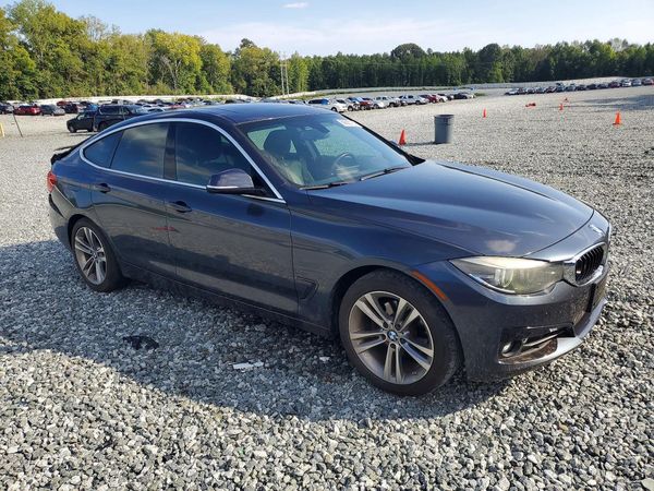 2018 BMW 330 — Passenger 3/4